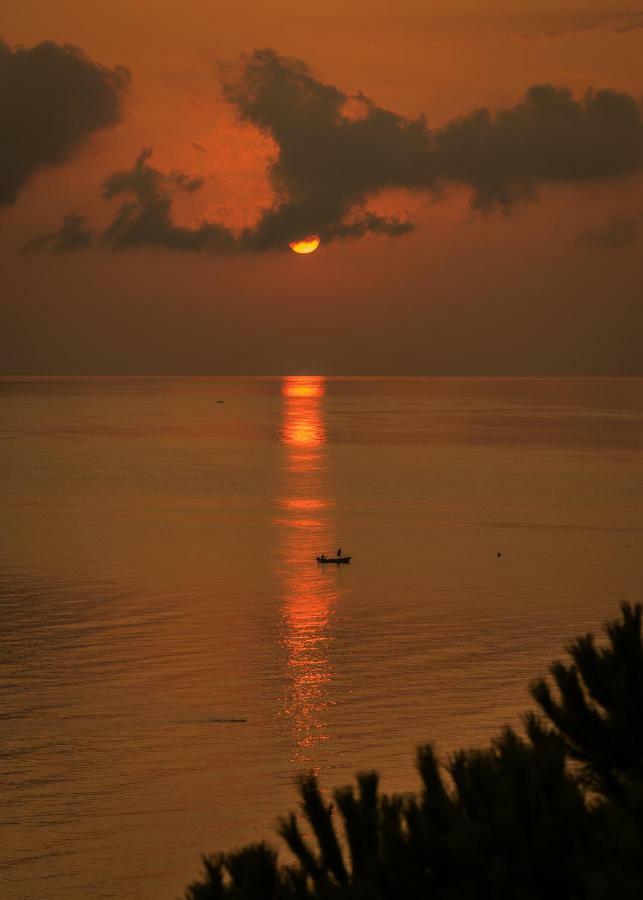 Sueno Luxury Villa, In 180 Iconic Sea View Villa *