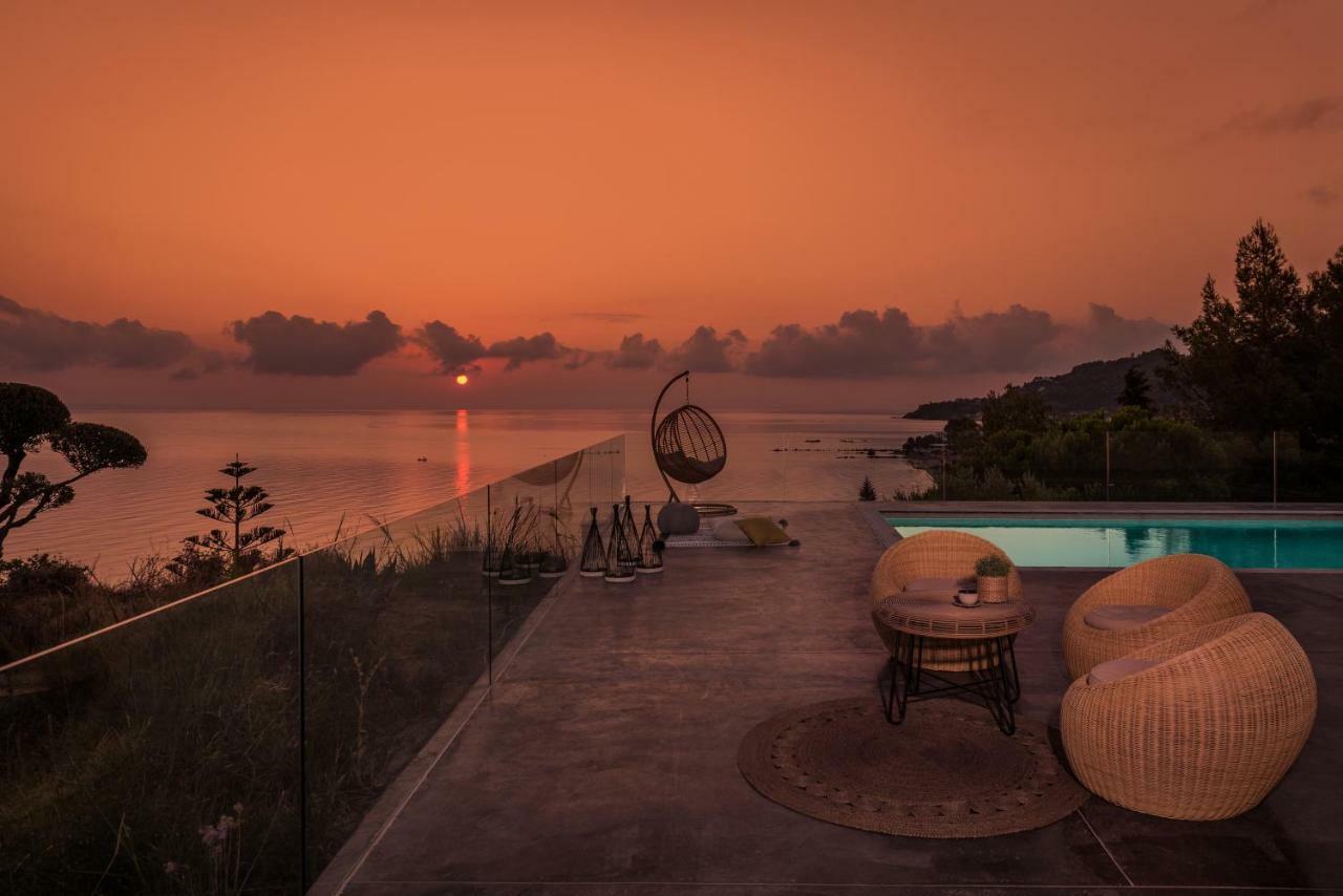 Villa Sueno Luxury Villa, In 180 Iconic Sea View