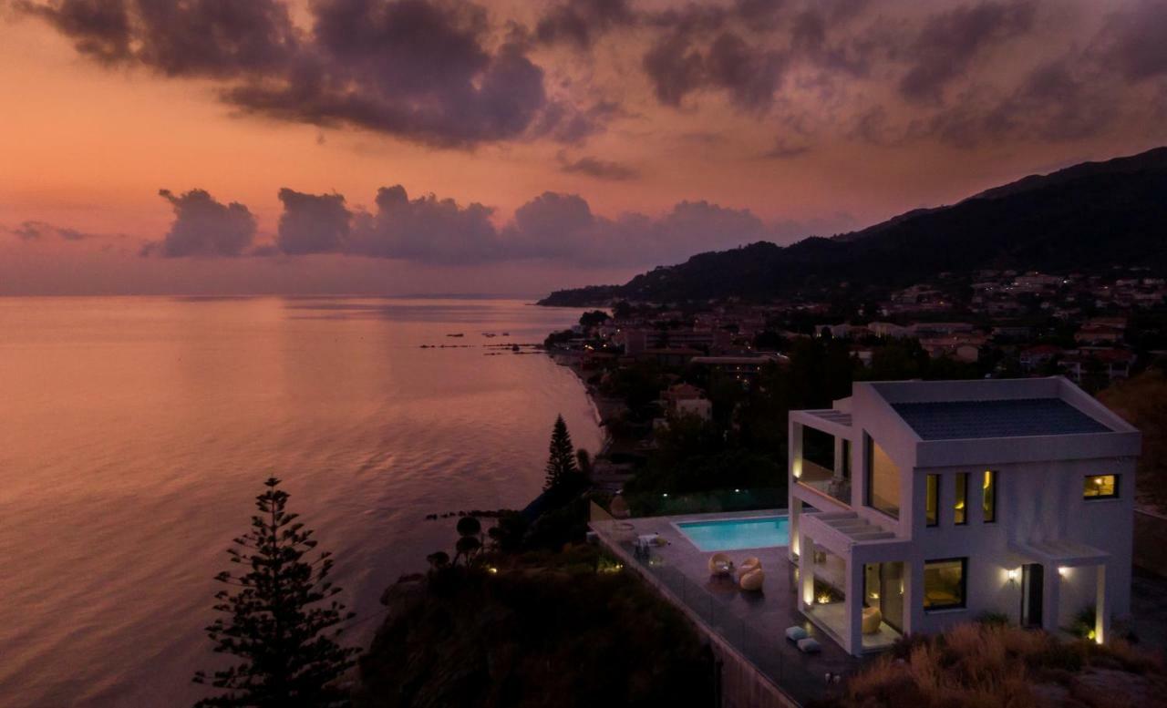 Villa Sueno Luxury Villa, In Argasi 180 Iconic Sea View Argassi